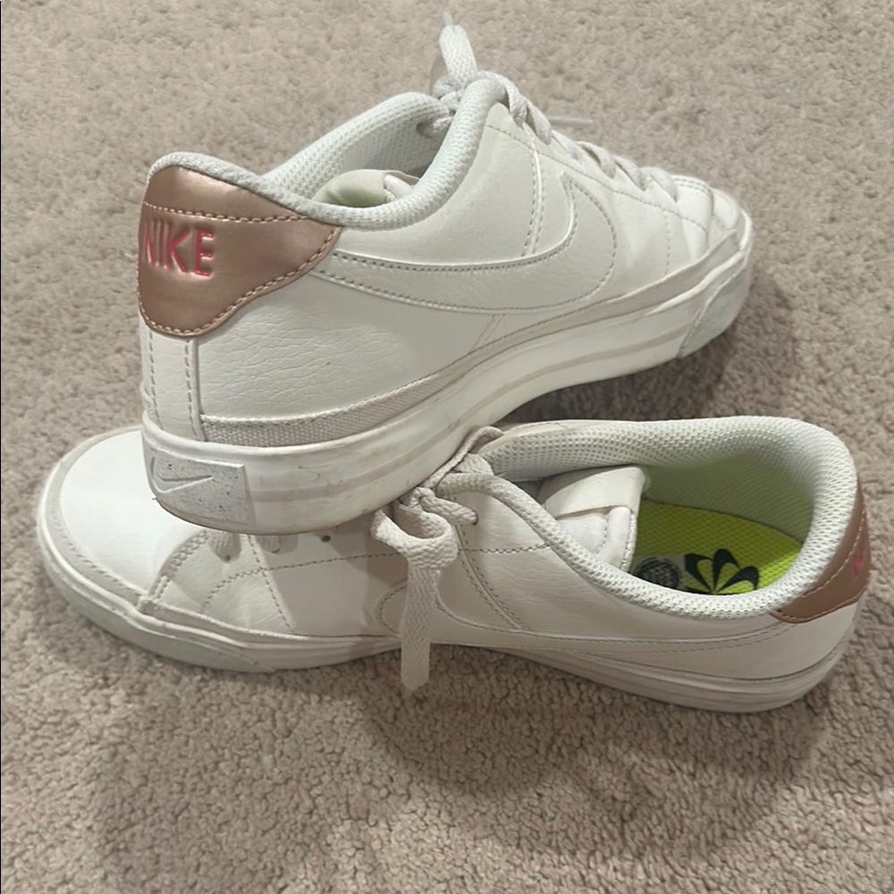 Nike Women’s White Low-Top Sneakers with Rose Gold Heel
